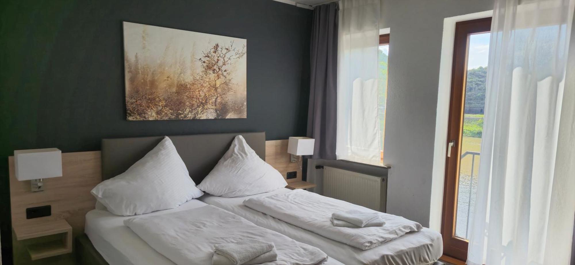B3 Hotel Niederfell ภายนอก รูปภาพ
